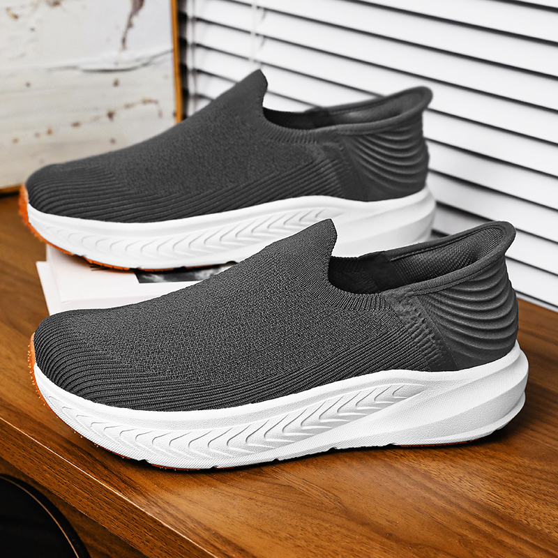 Running Shoes Men - รองเท้าวิ่งตาข่ายแฟชั่นรองเท้าผ้าใบลำลองกลางแจ้งระบายอากาศได้ดีกีฬายิมผู้ชายรองเท้าเทนนิสน้ำหนักเบาซาปาติญ่า เดอ ฮอมเบอร์