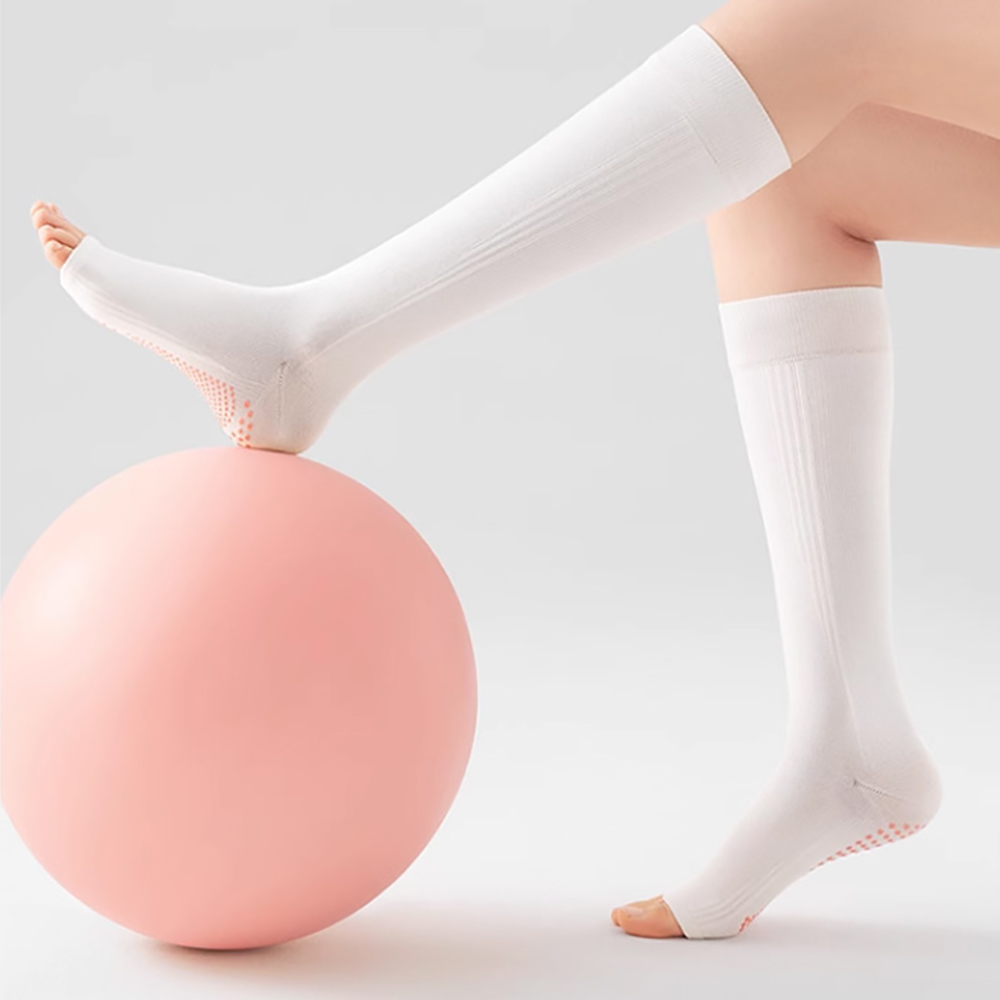 ถุงเท้าโยคะแบบเปิดปลายเท้าสำหร - Sports Socks บทวิจารณ์และราคา